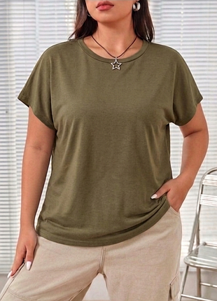 Вільного крою 🌿 футболка shein 💚 жіноча оверсайз 🛍️ темно-оливкова хакі l xl