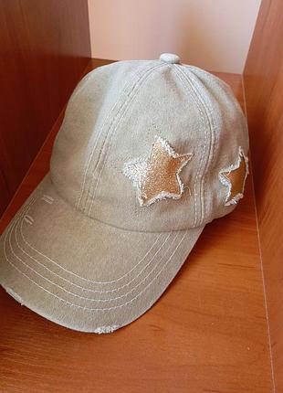 Жіноча котонова бейсболка з зірками