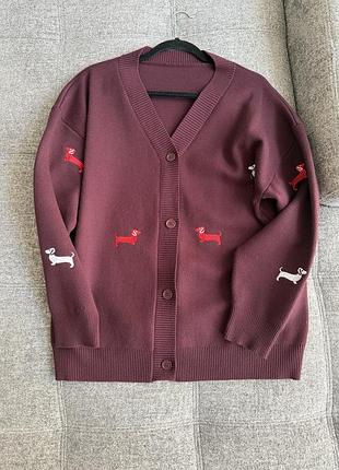 В’язаний oversize кардиган з вишивкою такс 🐕🍷
