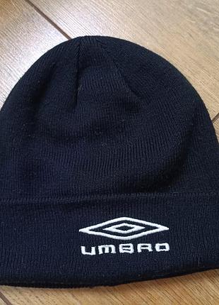 Шапка umbro
