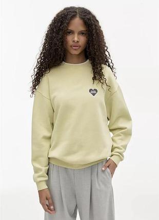 Світшот pull&bear жовто-гірчичного кольору розмір с