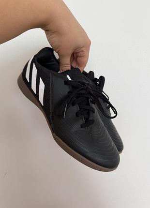 Кросівки спортивні adidas , розмір 37