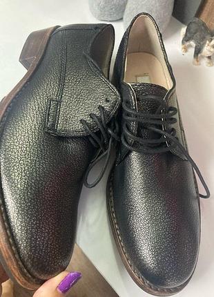 Шикарні шкіряні 🍭туфлі р 37/24 см clarks кларкс