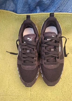 Кросівки puma,оригінал