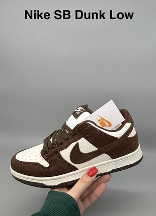 Женские стильные кроссовки nike dunk low
