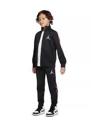 Спортивний костюм дитячий air jordan tricot set