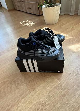 Кросівки adidas / adidas dame xhosa