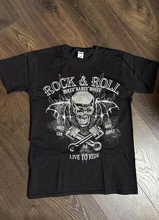 Футболка чорна rock&roll live to ride