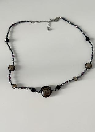 Коротеньке вінтажне кольє зі скляними намистинами premier designs