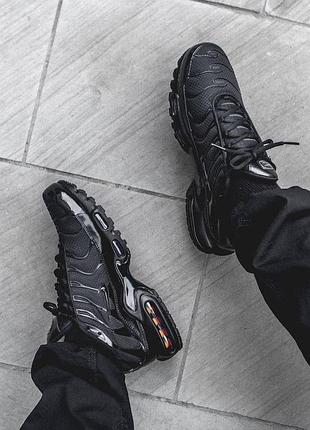 Кросівки nike tn у чорному кольорі 🔥
