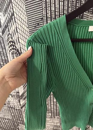 Жіночій зелений кардиган в рубчик h&m зелена кофта на ґудзиках
