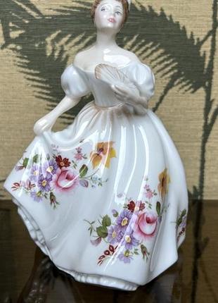 Фарфоровая статуэтка девушка royal doulton «мерилин» (marilyn) hn 3002