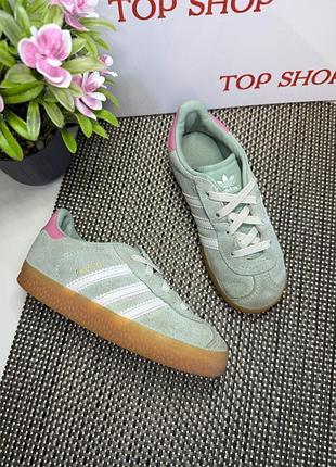 Оригінальні дитячі кросівки на липучці adidas