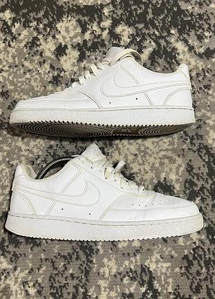 Продаю кросівки nike court vision lo