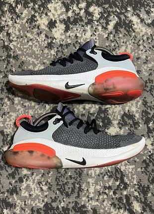 Продаю кросівки nike
