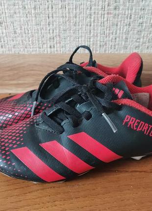 Продам футбольні бутси фірми adidas для хлопчика