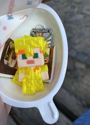 Кіндер алекс в золотій броні майнкрафт kinder joy minecraft