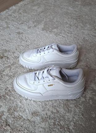 Підліткові шкіряні кросівки для дівчинки puma cali dream learher розмір 37 white.