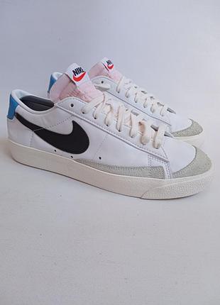 Кожаные кроссовки nike