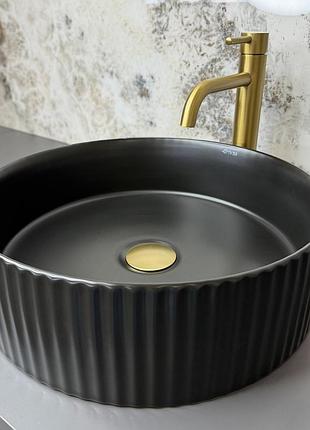 Умывальник vbi vrindisi m black matt накладной