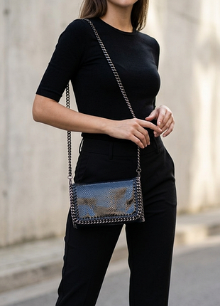 Стильна шкіряна сумка кросбоді / клатч у стилі stella mccartney falabella (італія)