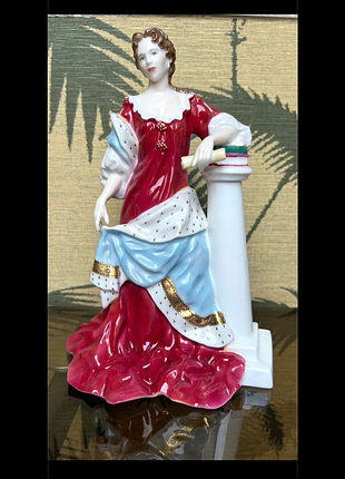 Порцелянова статуетка royal worcester королева анна ( queen anne )