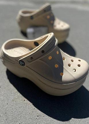 Жіночі крокси сабо на платформі crocs  bella clog bone беж жіночі сабо крокси сабо на платформі crocs bella clog bone на платформі