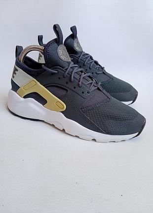 Кроссовки huarache by nike