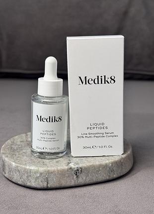 Антивозрастная пептидная сыворотка medik8 liquid peptides 30% complex multi-peptide age-defying serum 30 мл