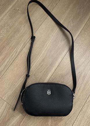 Сумка tommy hilfiger crossbody camera bag 🖤