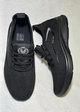 Легкие спортивные кроссовки vetqx мужские 39 г.