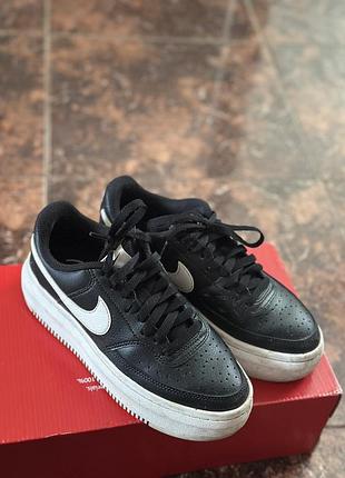 Кросівки nike