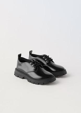 Туфлі лофери zara