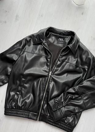 Шкіряна куртка бомбер zara