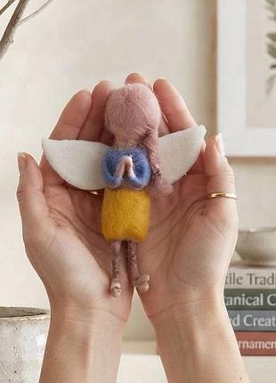 Сувенирная подвеска кукла ангел украиночка блондинка с косичкой
