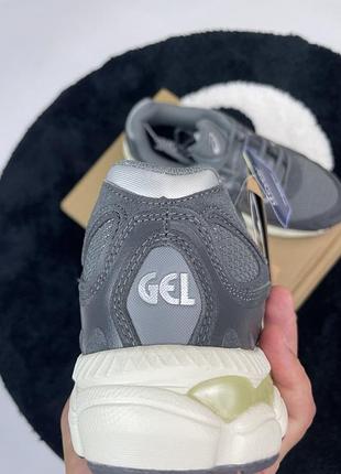 Кросівки asics 3