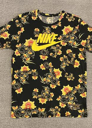 Nike sportswear khokhloma (floral) тее футболка l