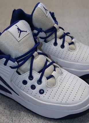 Кросівки nike air jordan оригінал — 37,5 розмір