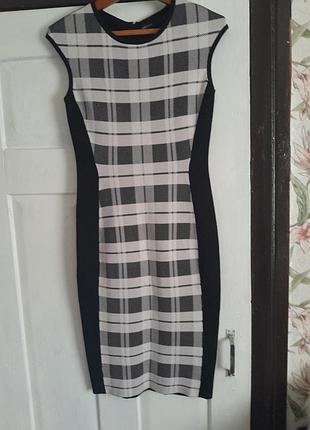 Фирменное бандажное силуэтное платье karen millen
