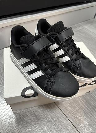 Дитячі кросівки adidas grand court 2.0 | розмір 31