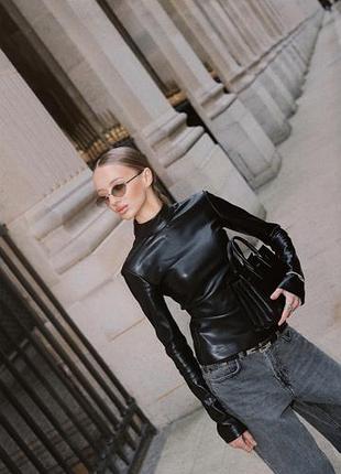 Шкіряний лонгслів