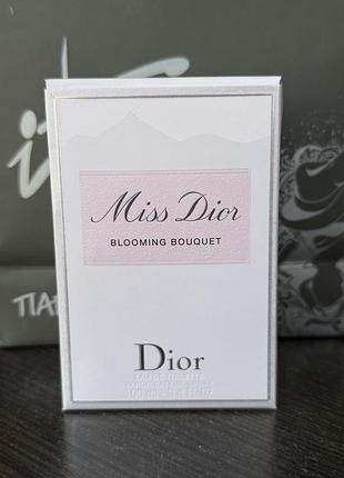 Парфюм miss dior