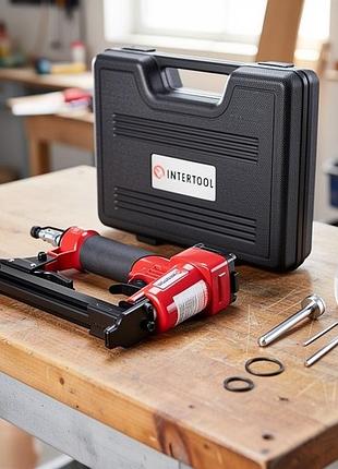 Степлер ручной строительный профессиональный под скобу 12.80x16мм intertool, степлер строительный универсальный, rfe