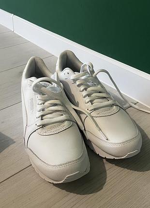 Кросівки puma білі 44,5 пума