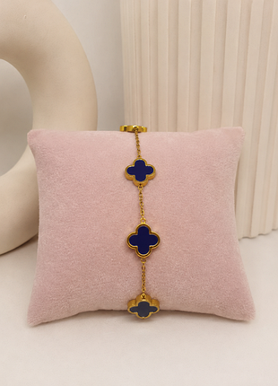 Эффектный браслет в стиле van cleef «конюшина» (синяя эмаль, медицинская сталь)