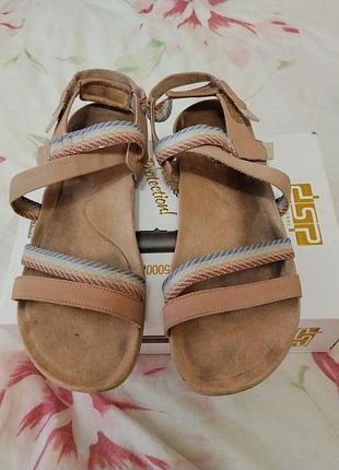 Ортопедические босоножки