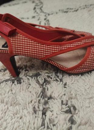 Червоні босоніжки vagabond у клітинку віші (vagabond shoemakers), розмір 40