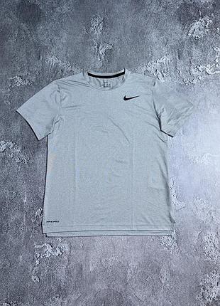 Спортивна футболка nike pro dri-fit m розмір оригінал стан ідеал чоловіча