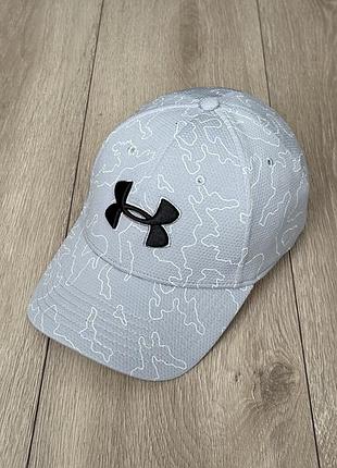 Кепка under armour