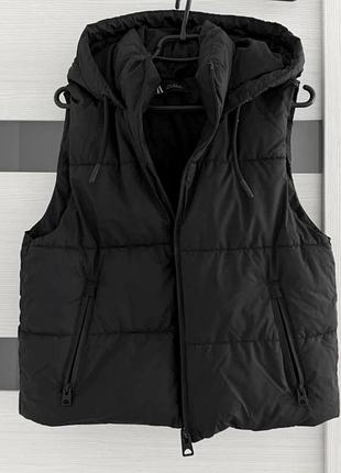 Жилетка жіноча чорна zara